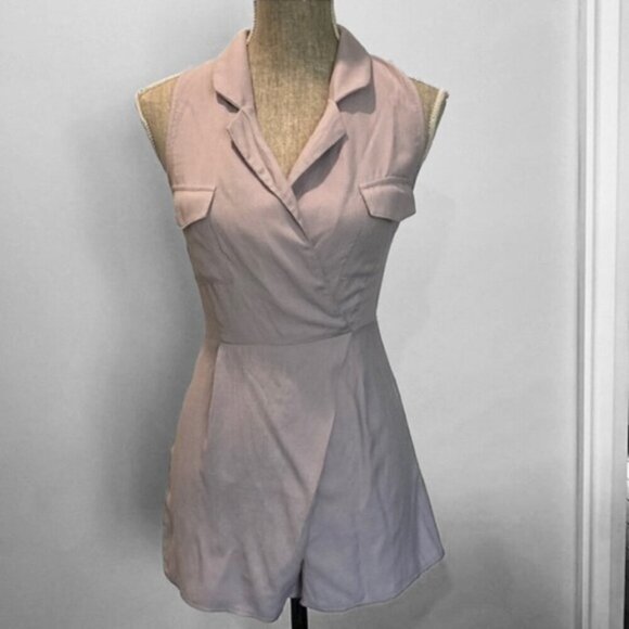 Mia Grey Sleeveless Shorts Romper - Picture 2 of 14